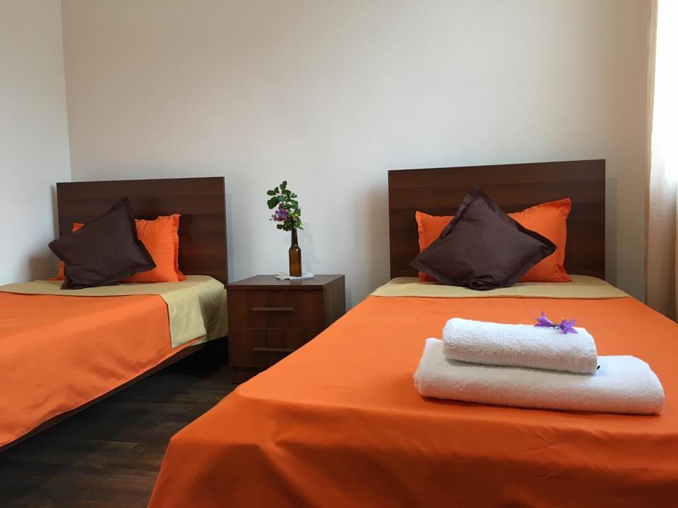 Family & Friends Guest house Dilidjan Extérieur photo